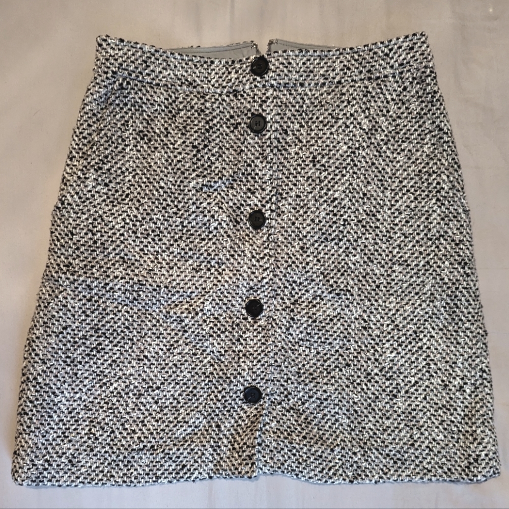 Ann Taylor LOFT tweed button front skirt